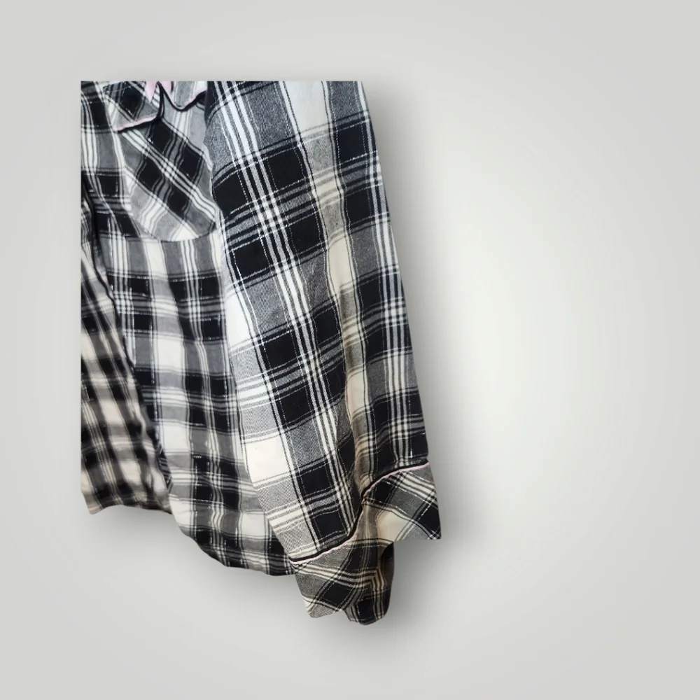 Victoria Secret Plaid Black and White women 2 piece Pajamas size M